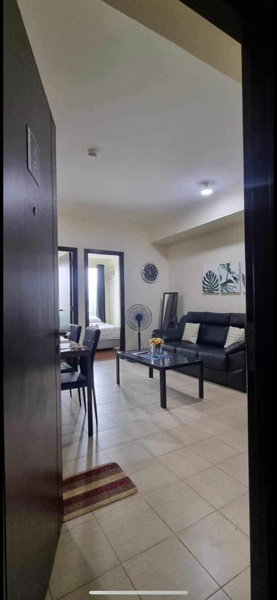 San Lorenzo Place Condo マカティ エクステリア 写真